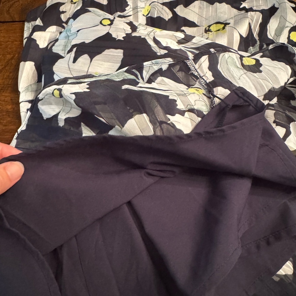 Banana Republic Navy Floral Maxi Dress 4Petite - Picture 7 of 10